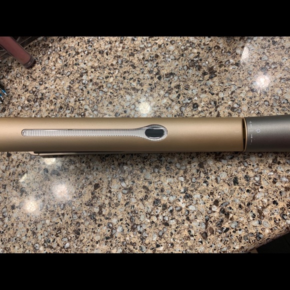 Other - BN! Nition flat iron!! Ceramic 1” plates! W bag
